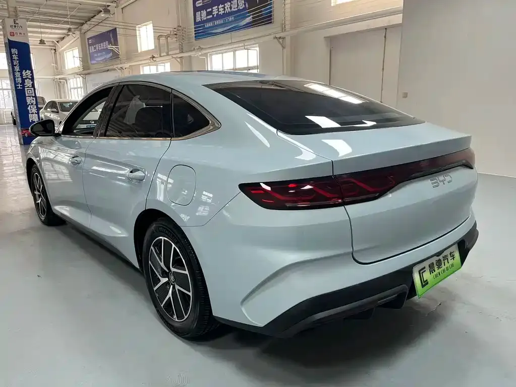 BYD Qin L — фото 8