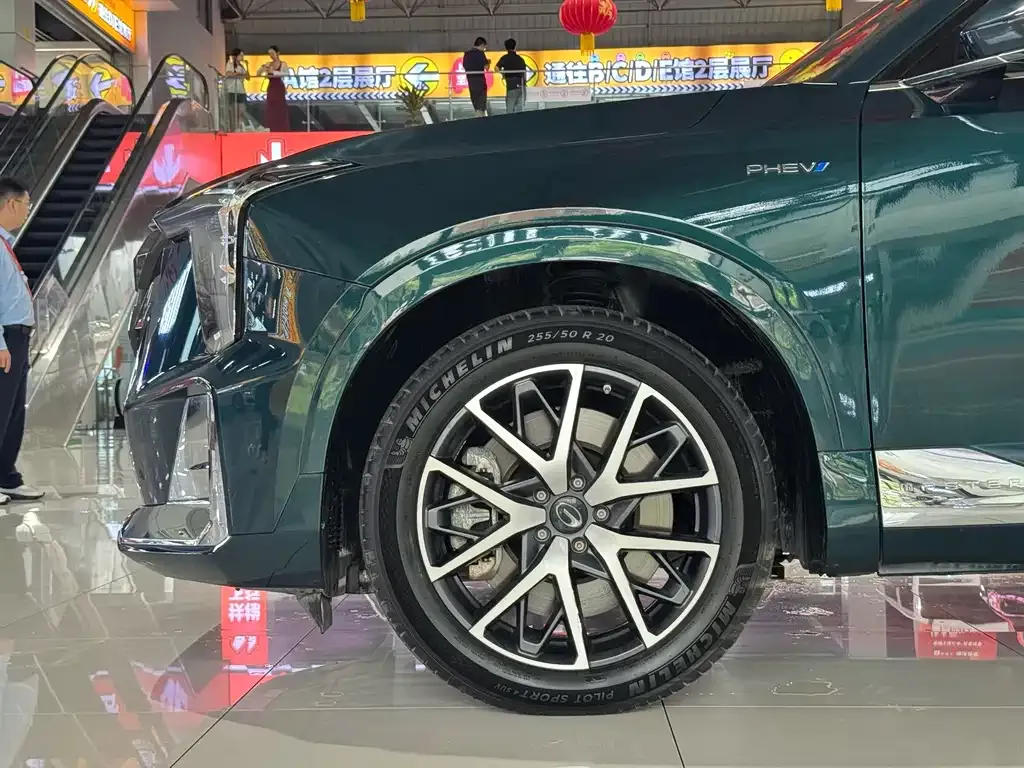 GAC Motor Trumpchi ES9 — фото 7