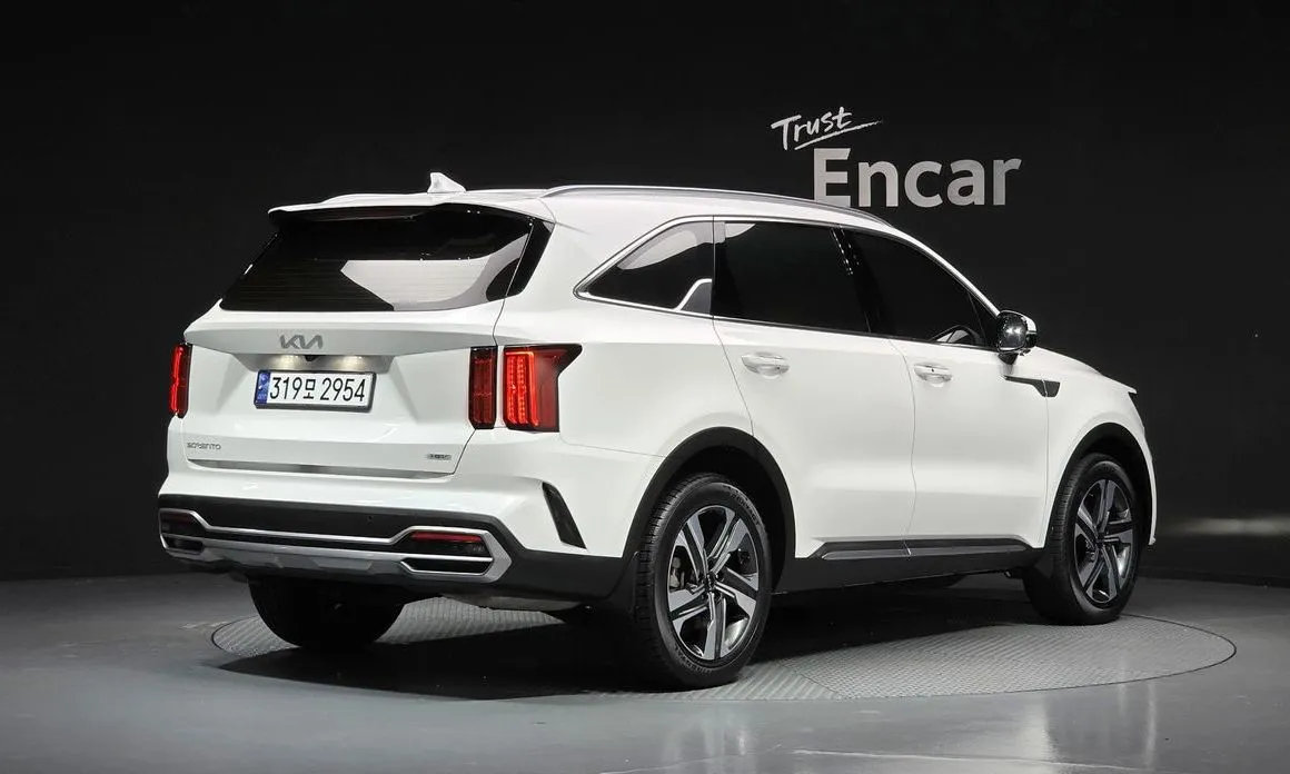 Kia Sorento — фото 5
