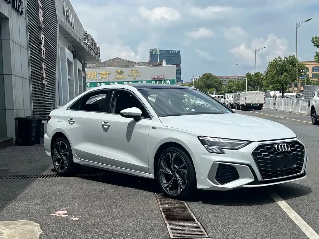 Audi A3 — фото 9