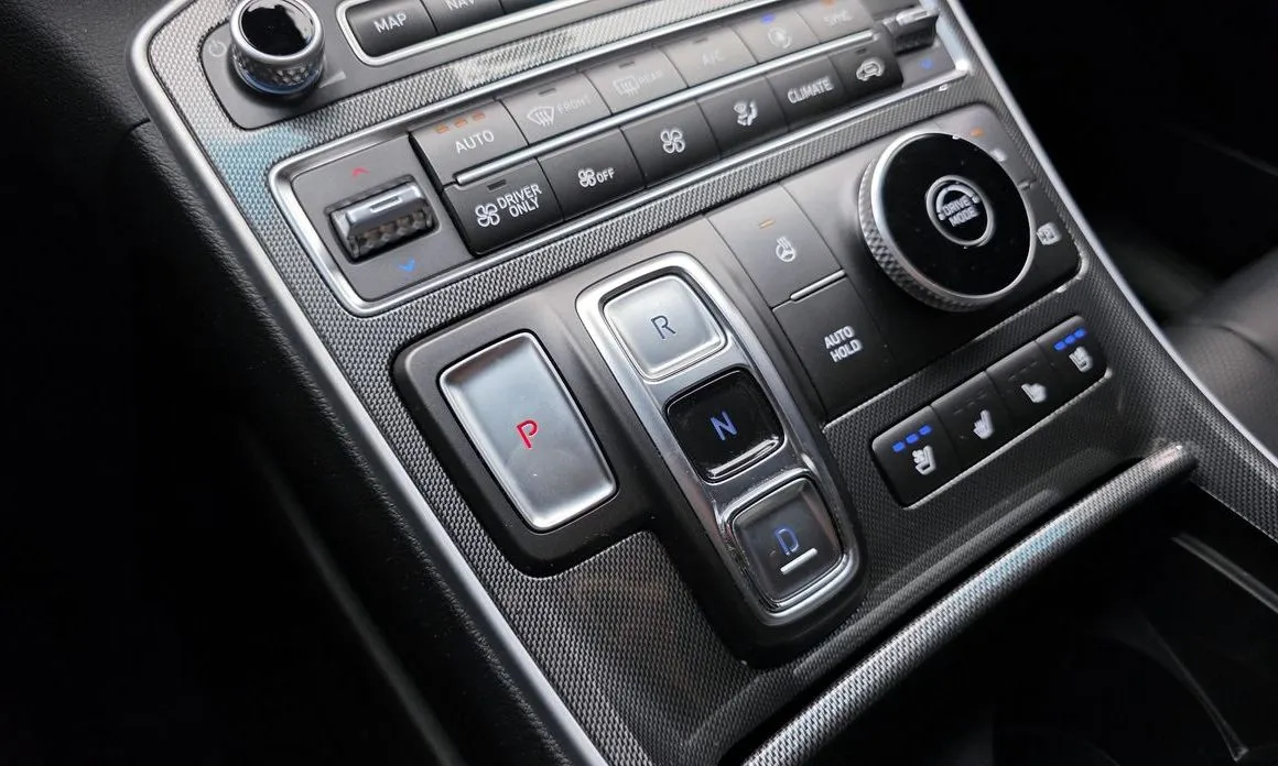 Hyundai Santafe — фото 7