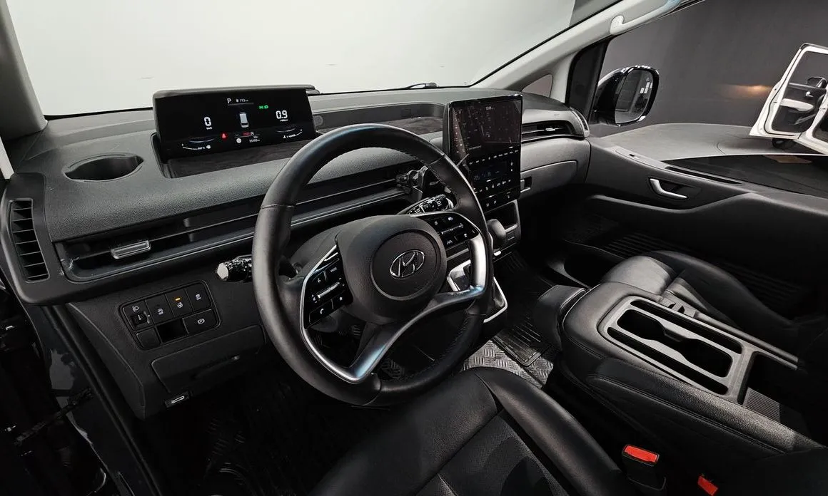 Hyundai Staria — фото 4