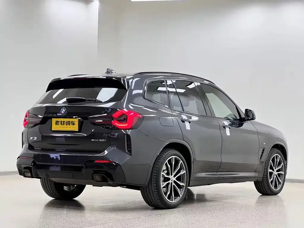 BMW X3 — фото 10