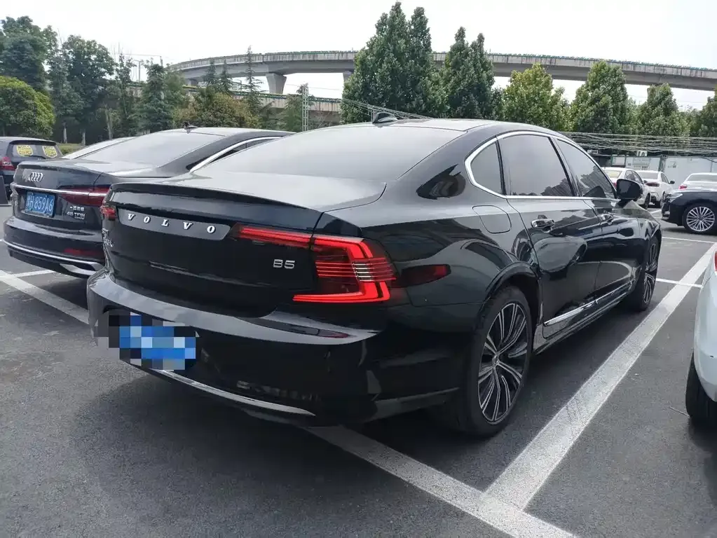 Volvo S90 — фото 6
