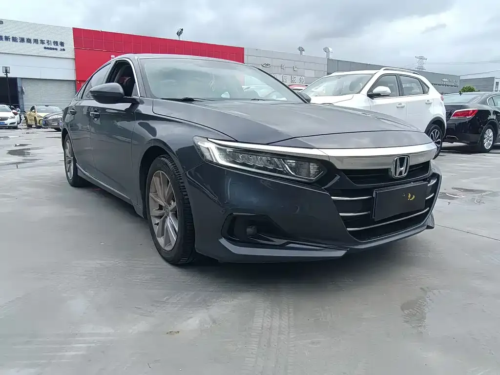 Honda Accord — фото 2