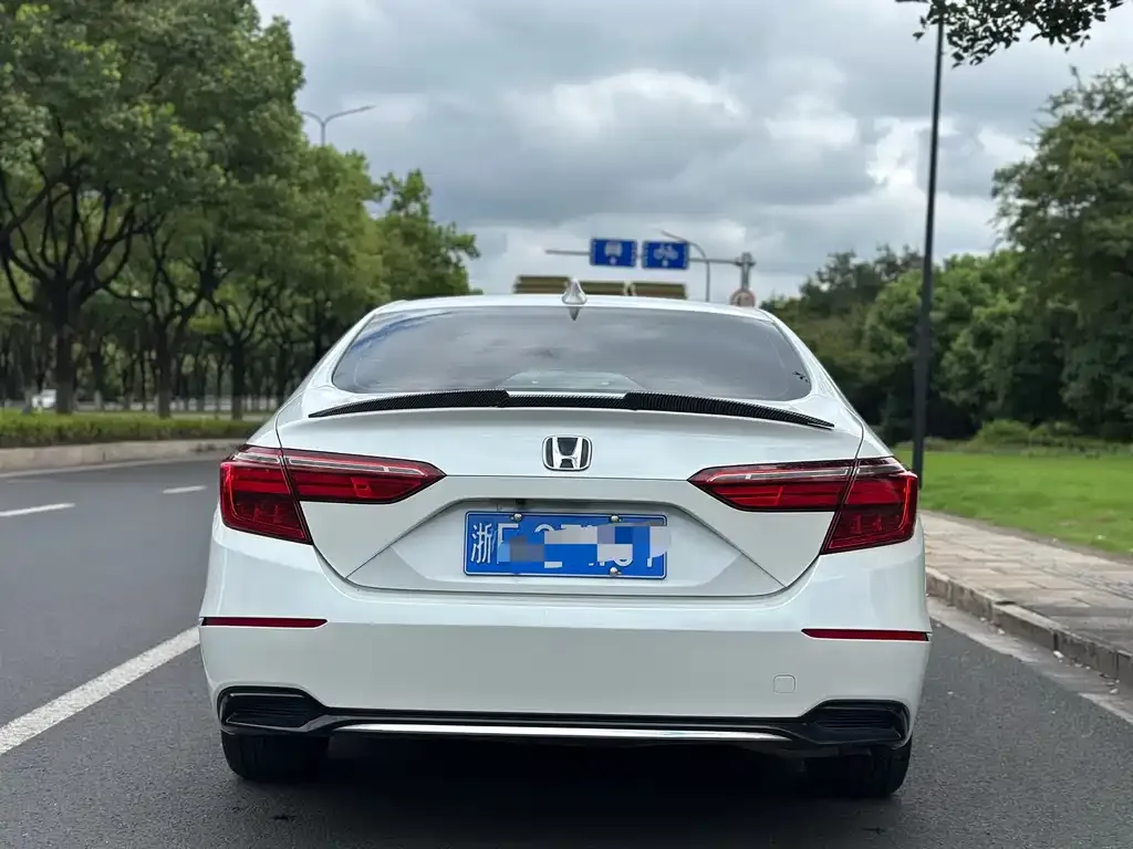 Honda Inspire — фото 2