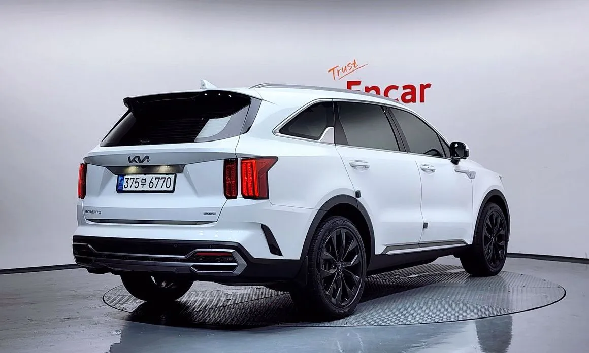 Kia Sorento — фото 3