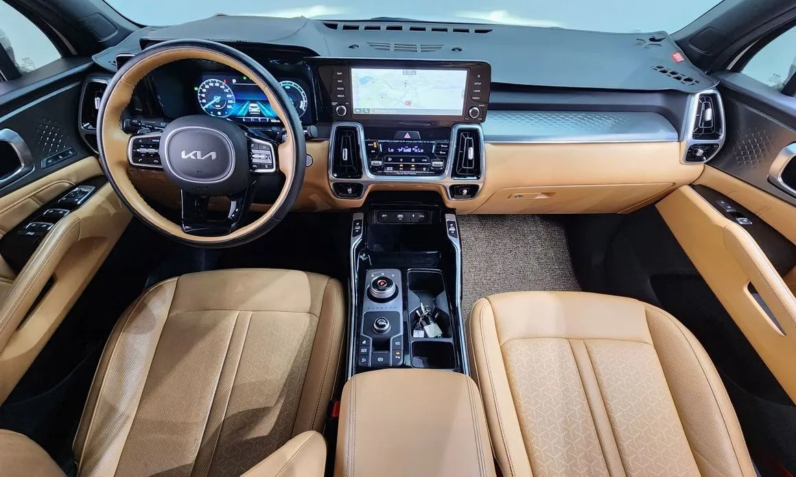 Kia Sorento — фото 8