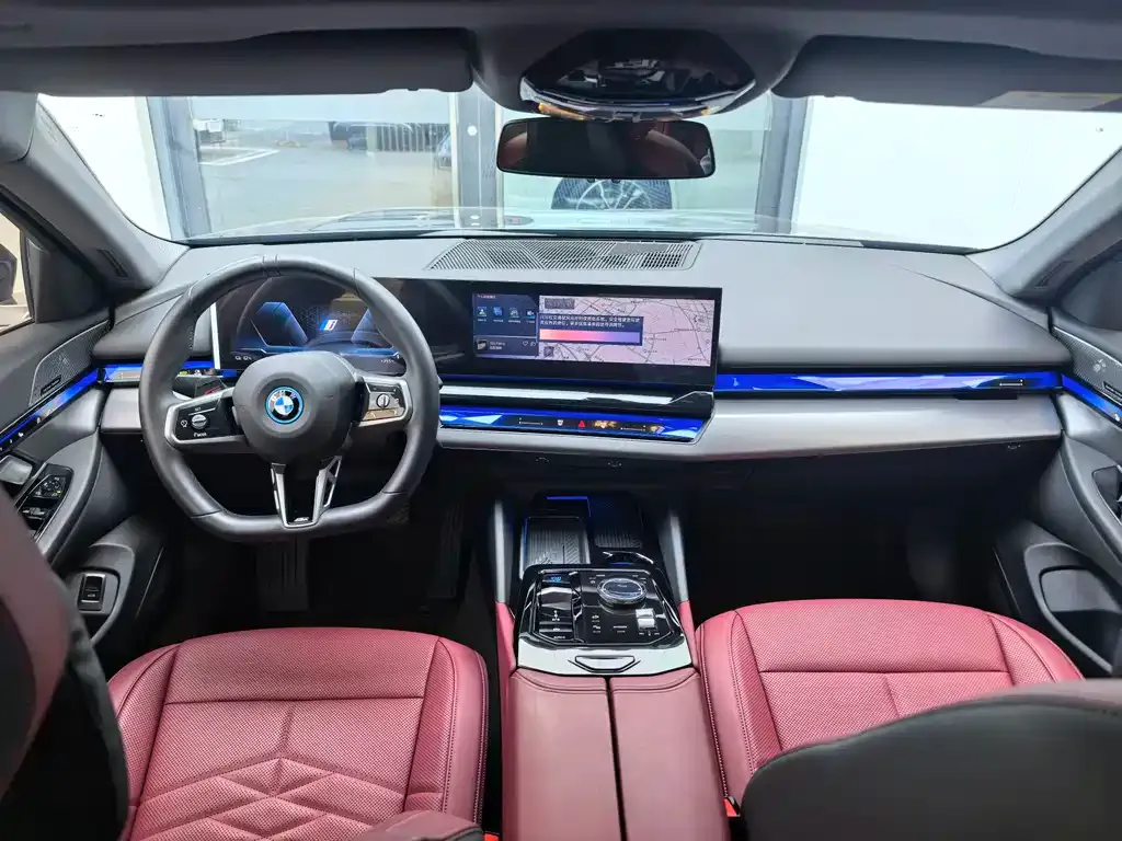 BMW i5 — фото 6