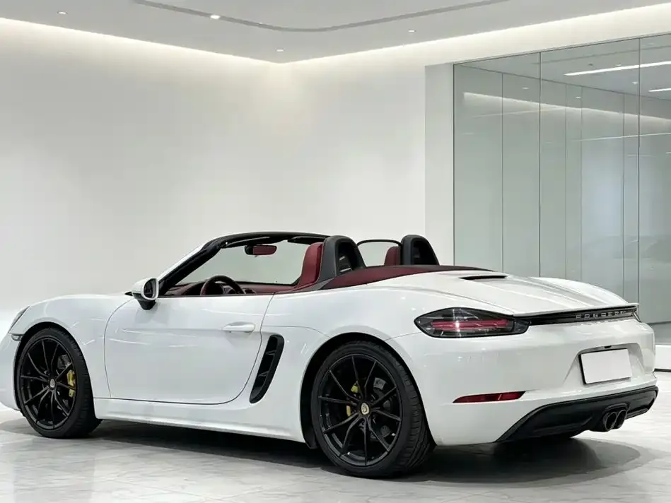 Porsche 718 — фото 5