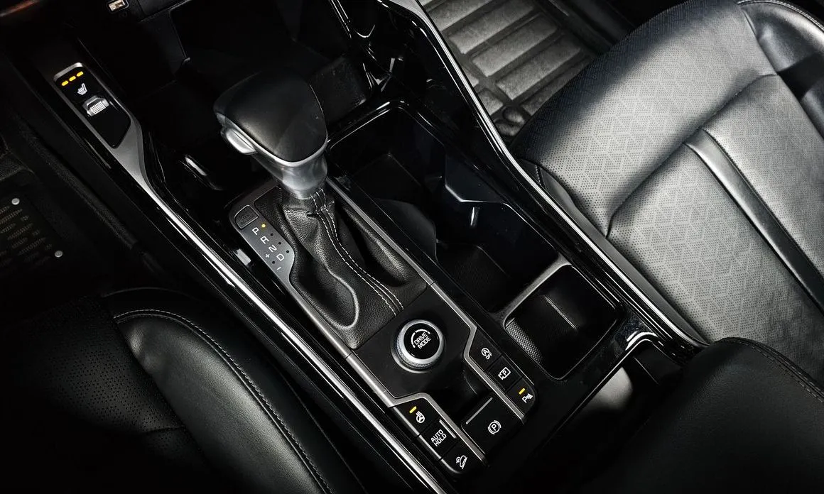 Kia Sorento — фото 10