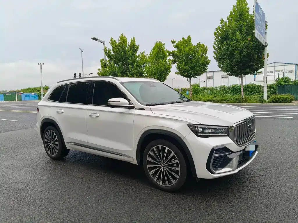 Geely Xingyue L — фото 10