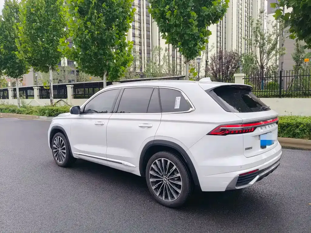 Geely Xingyue L — фото 9