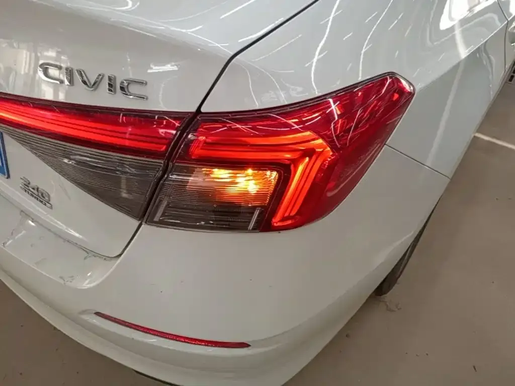 Honda Civic — фото 2