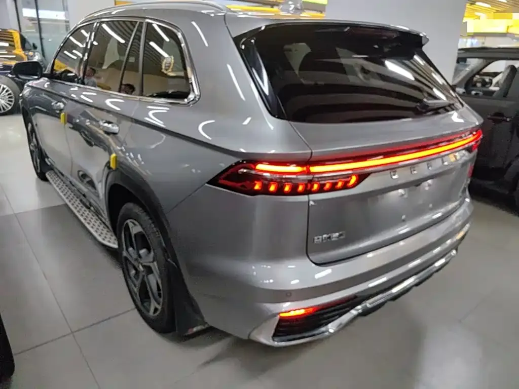 Geely Xingyue L — фото 9
