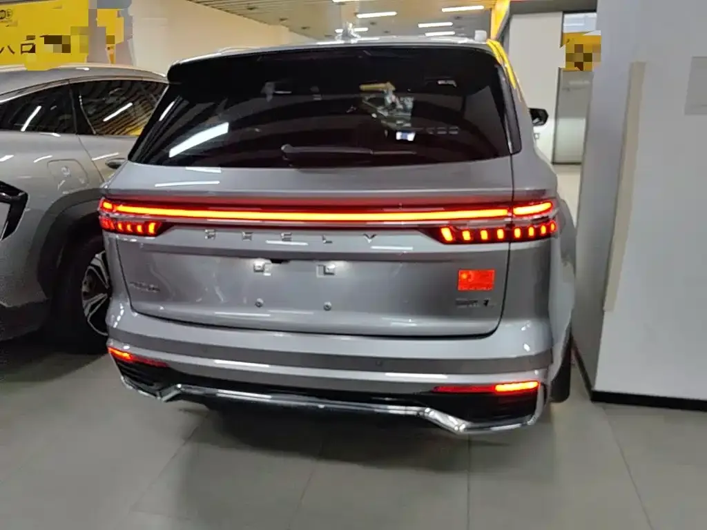 Geely Xingyue L — фото 6