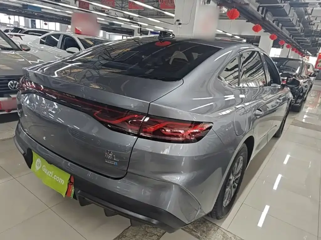 BYD Qin L — фото 5