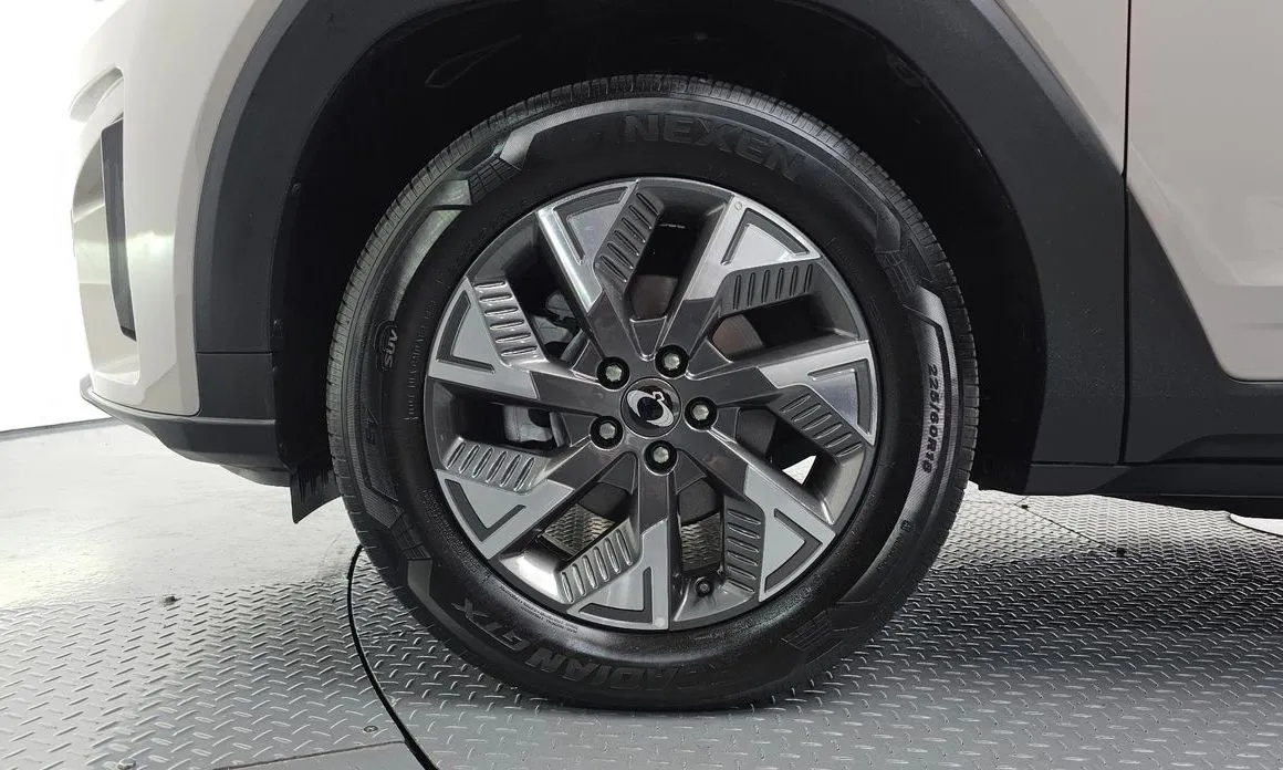 KG Mobility (Ssangyong) Torres — фото 6