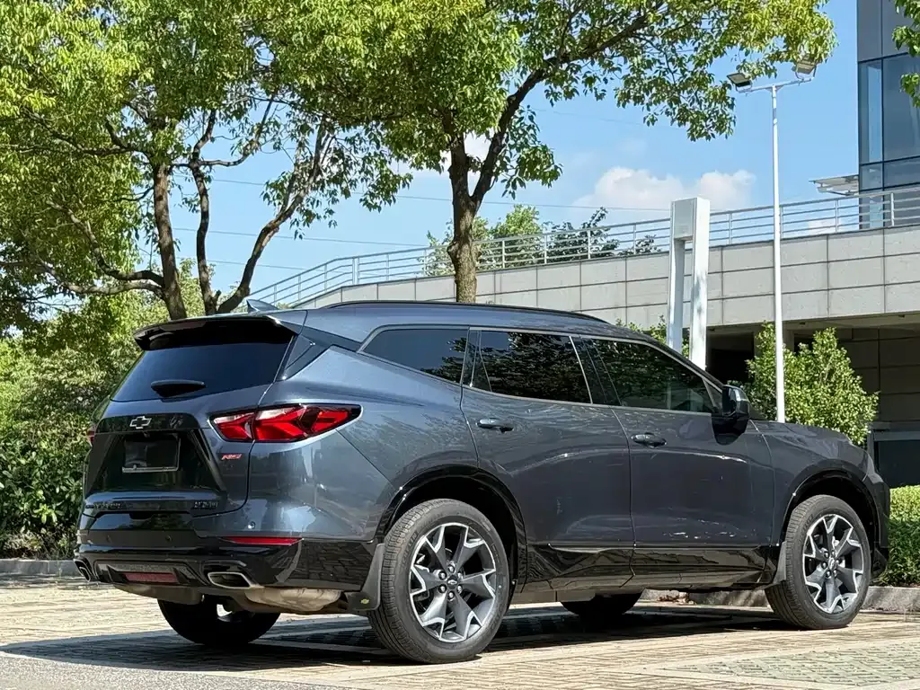Chevrolet Blazer — фото 10
