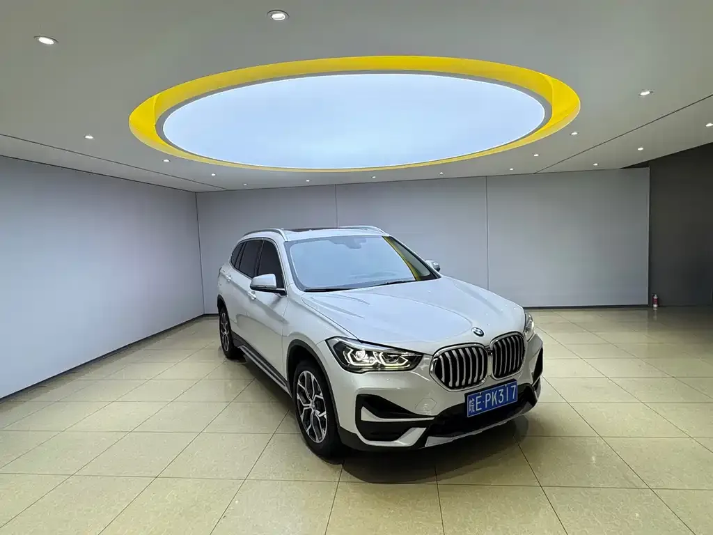 BMW X1 — фото 4