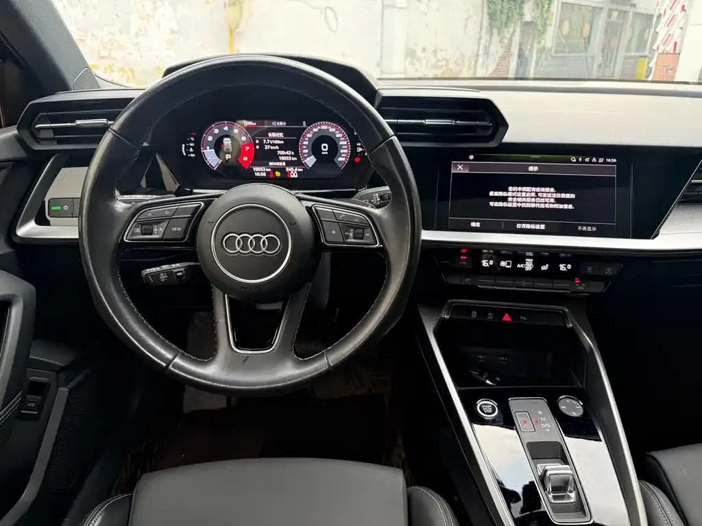 Audi A3 — фото 2