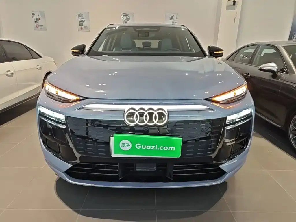 Audi Q6L e-tron — фото 8