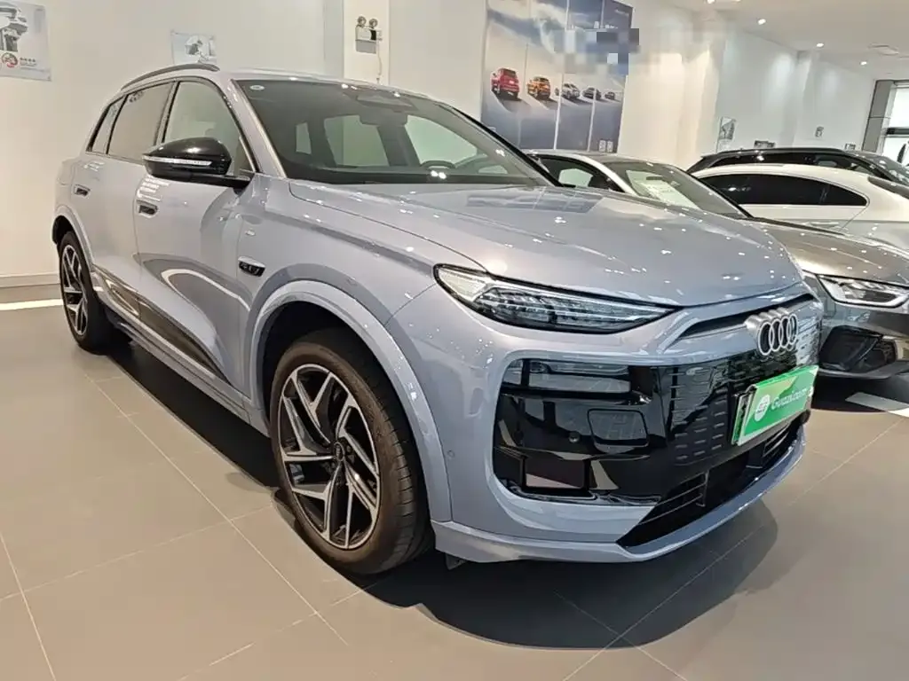 Audi Q6L e-tron — фото 3