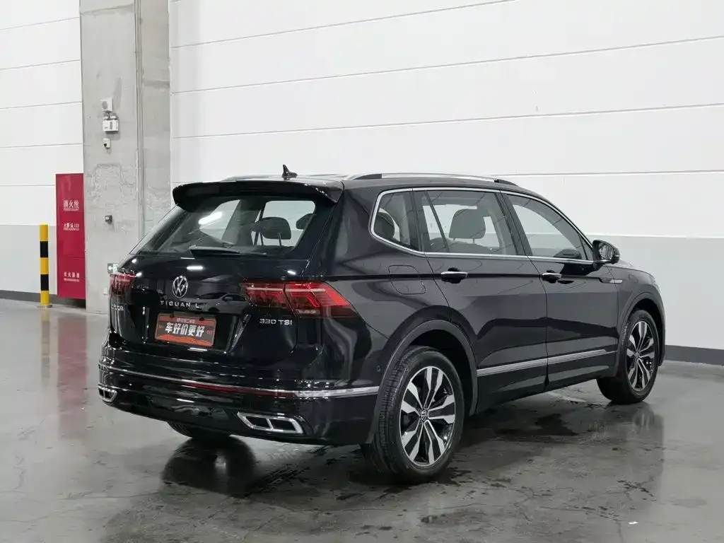 Volkswagen Tiguan L — фото 7