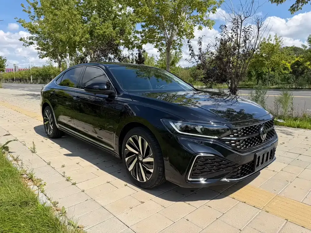 Volkswagen Passat — фото 5