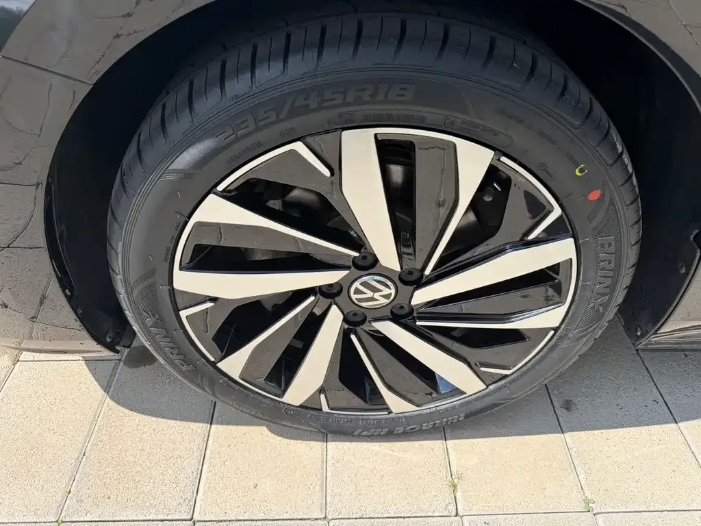 Volkswagen Passat — фото 2