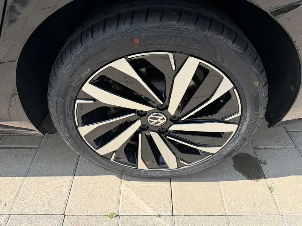 Volkswagen Passat — фото 6