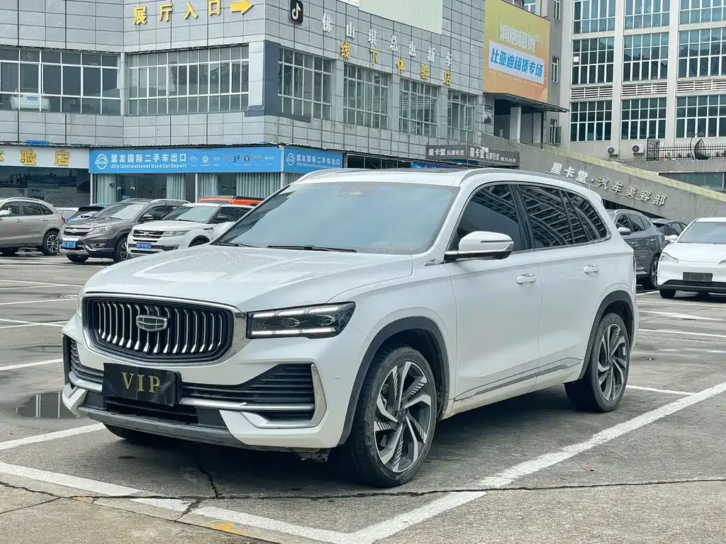 Geely Xingyue L — фото 1