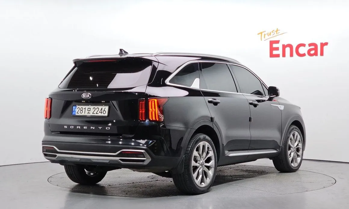 Kia Sorento — фото 4