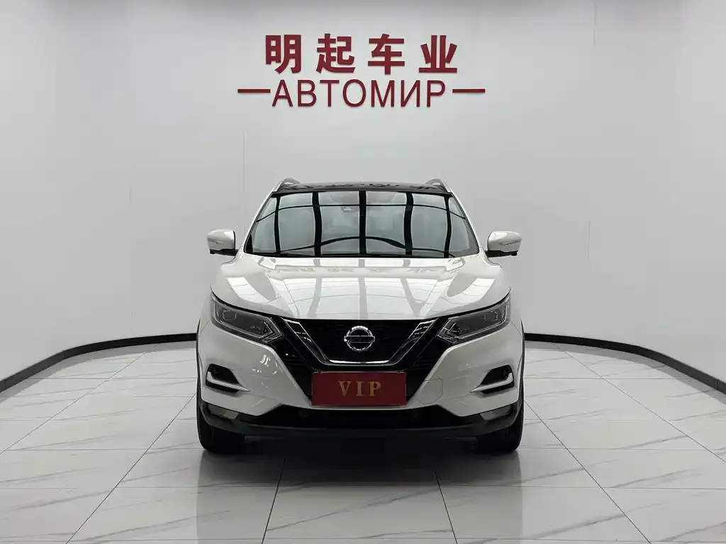 Nissan Qashqai — фото 7