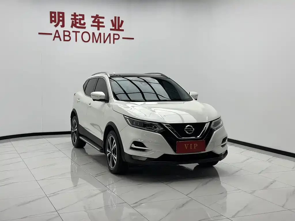Nissan Qashqai — фото 2