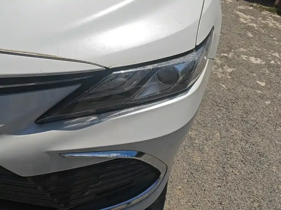 Toyota Camry — фото 9