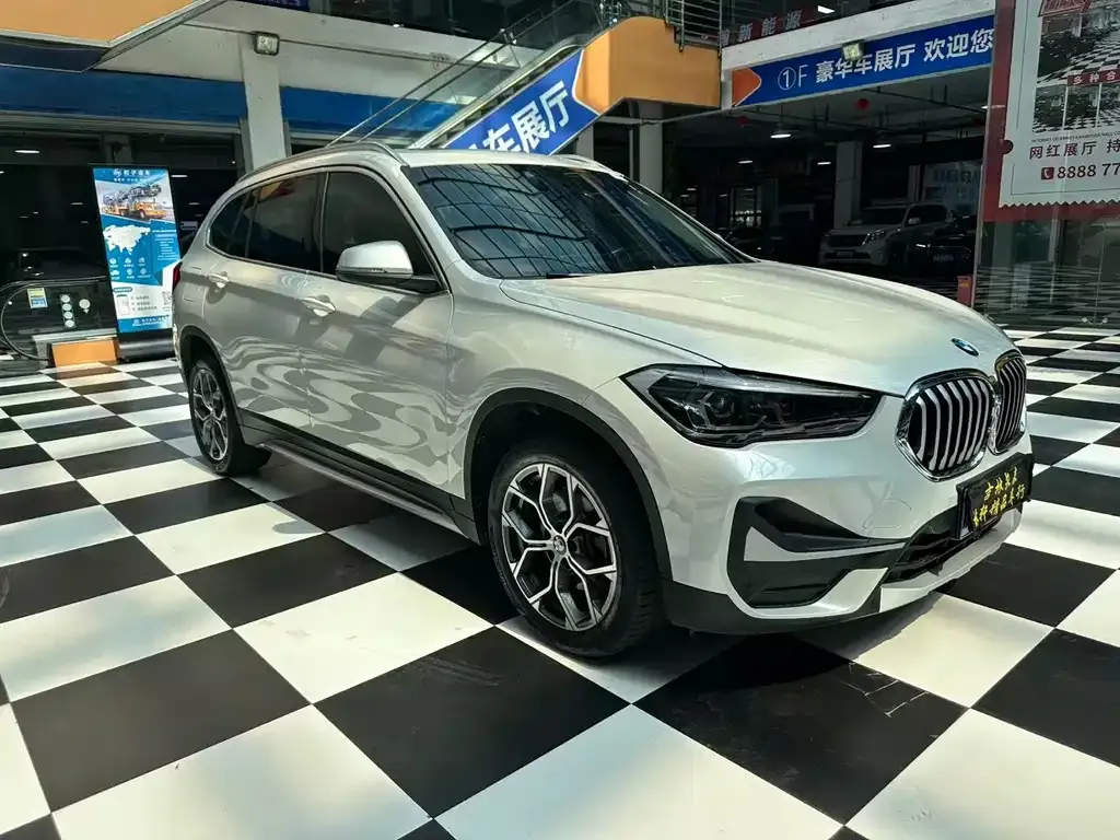 BMW X1 — фото 3
