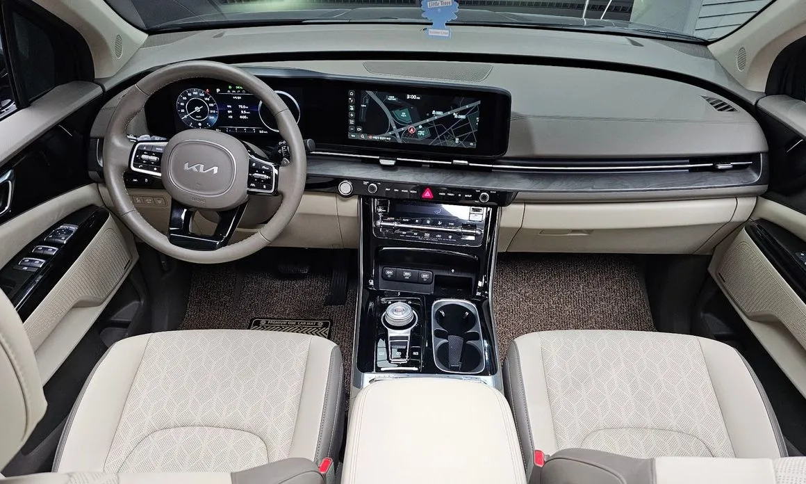 Kia Carnival — фото 10