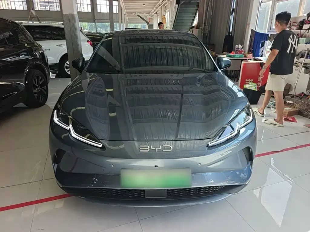 BYD Seal 06 — фото 10