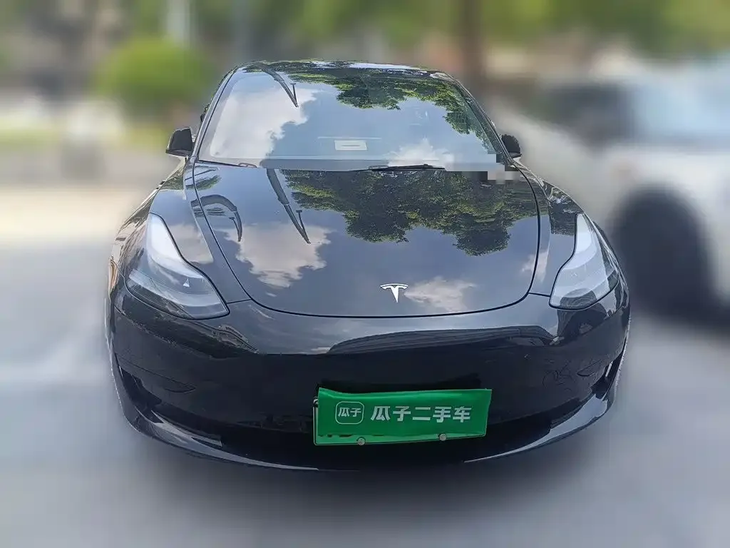Tesla Model 3 — фото 7