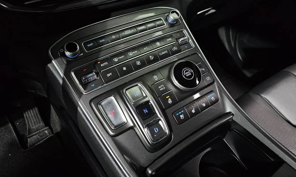 Hyundai Santafe — фото 9
