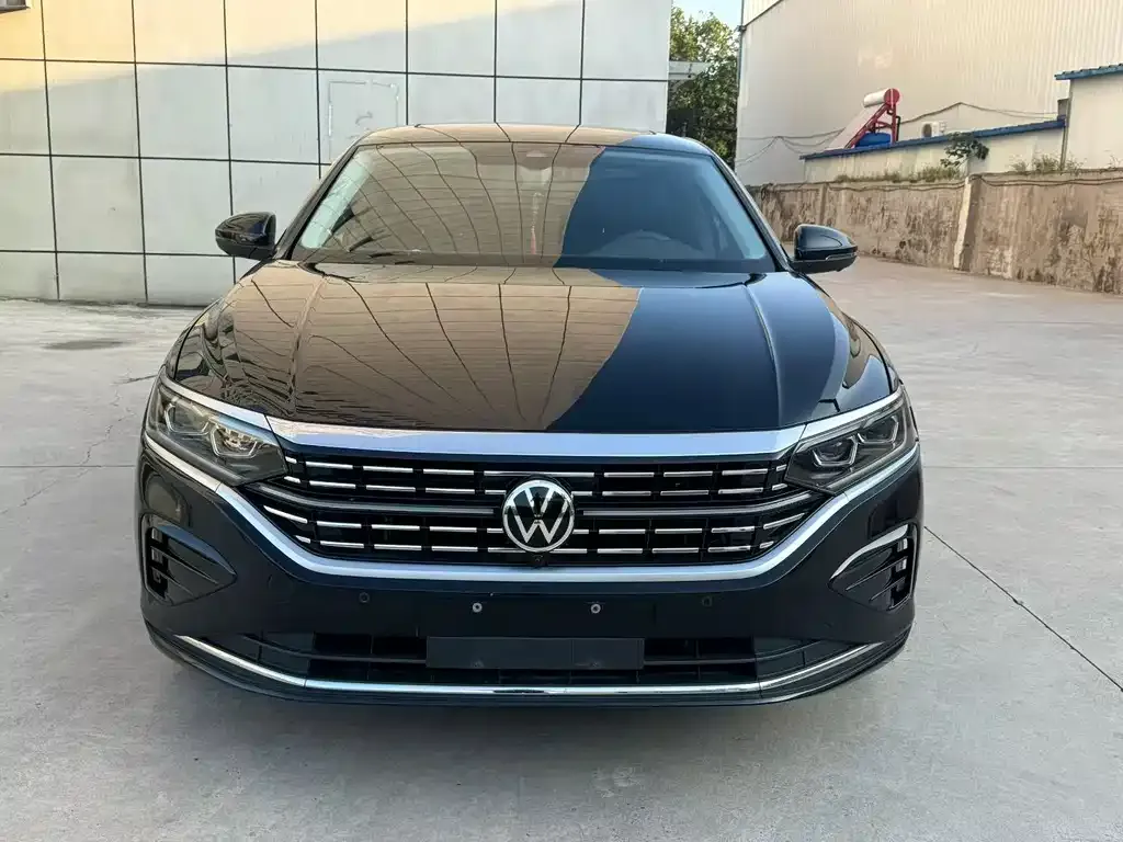 Volkswagen Passat — фото 2