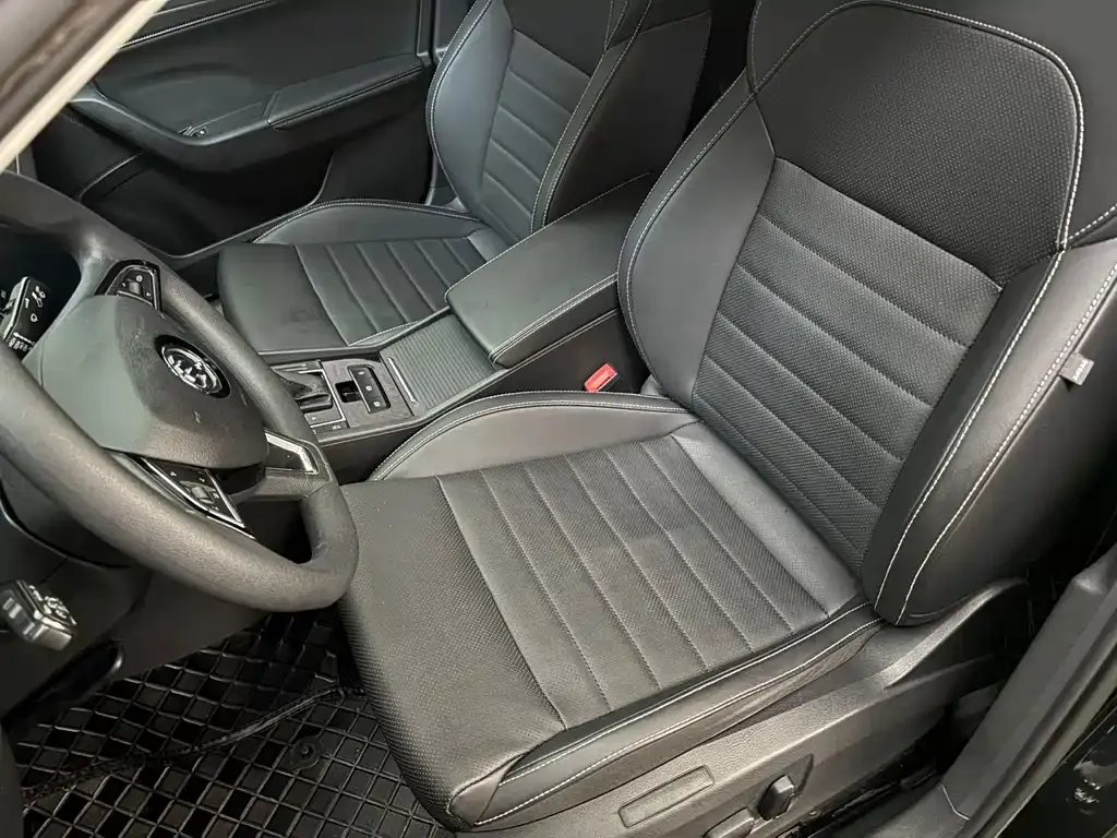 Skoda Superb — фото 5