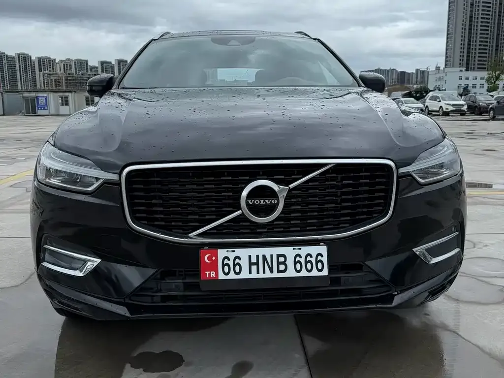 Volvo XC60 — фото 2