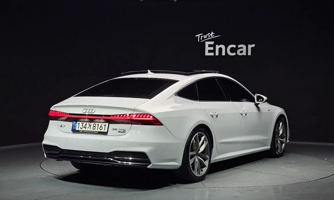 Audi A7 — фото 7