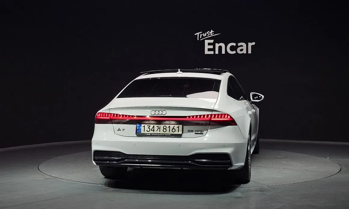 Audi A7 — фото 10