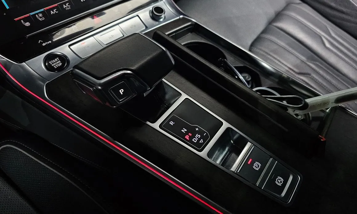 Audi A7 — фото 2