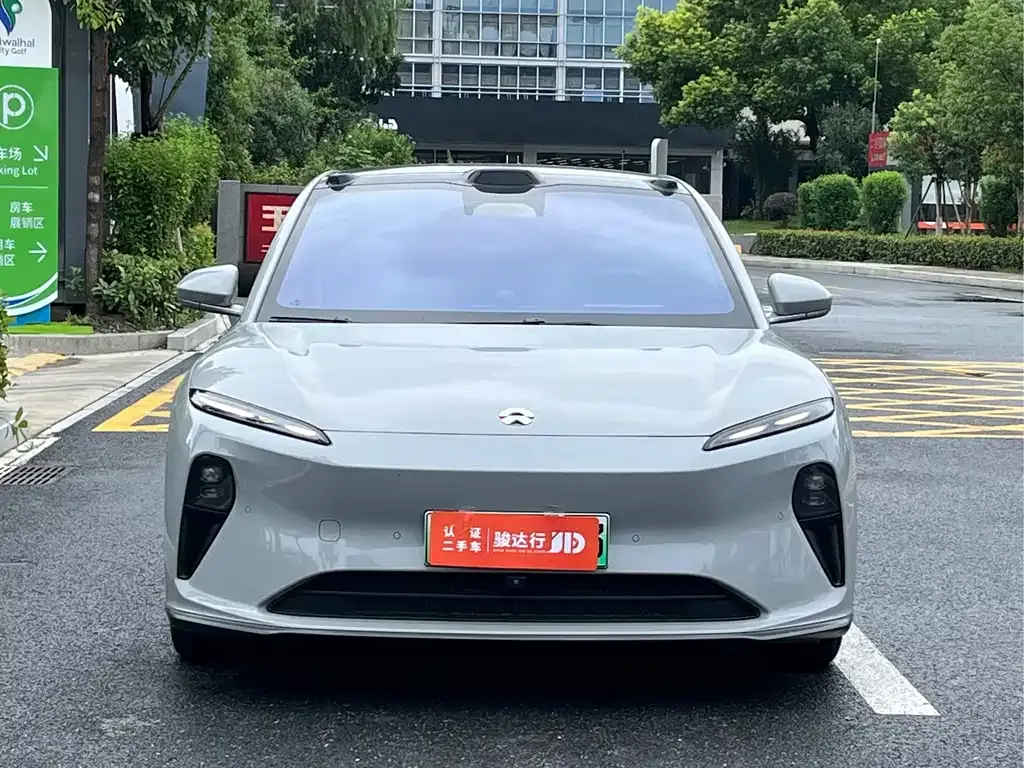 NIO ET5T — фото 5