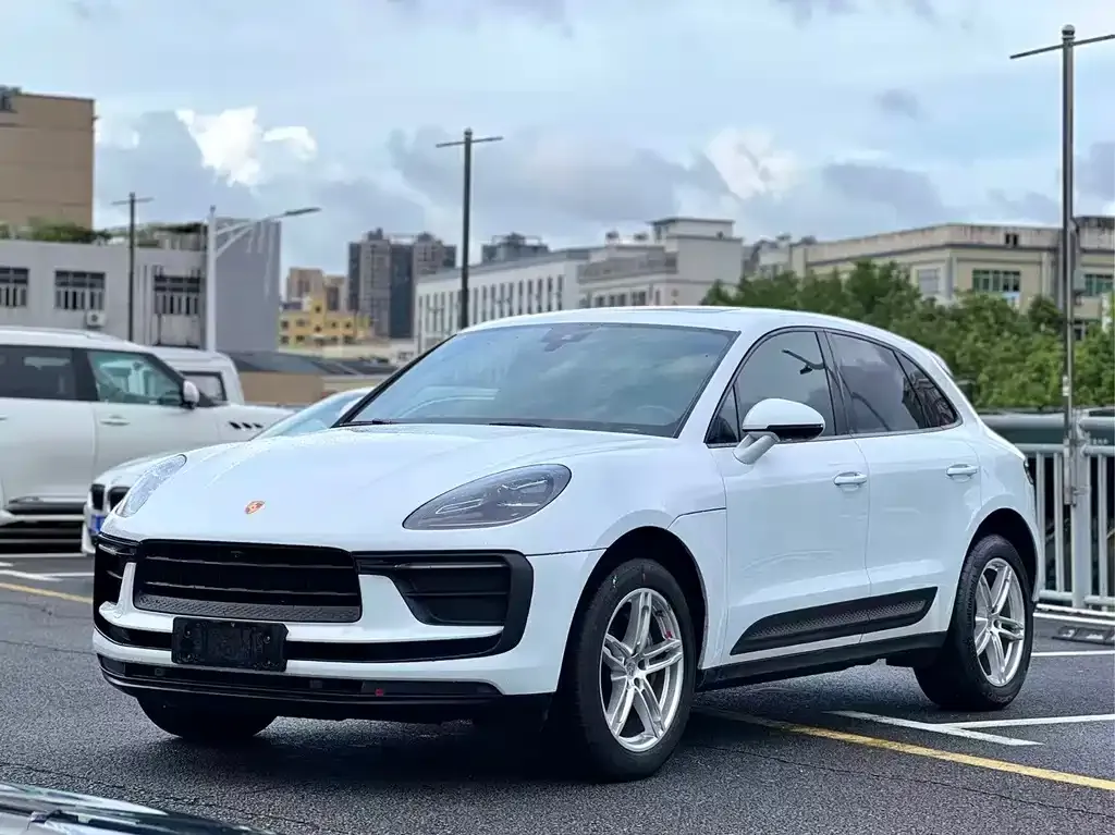 Porsche Macan — фото 1