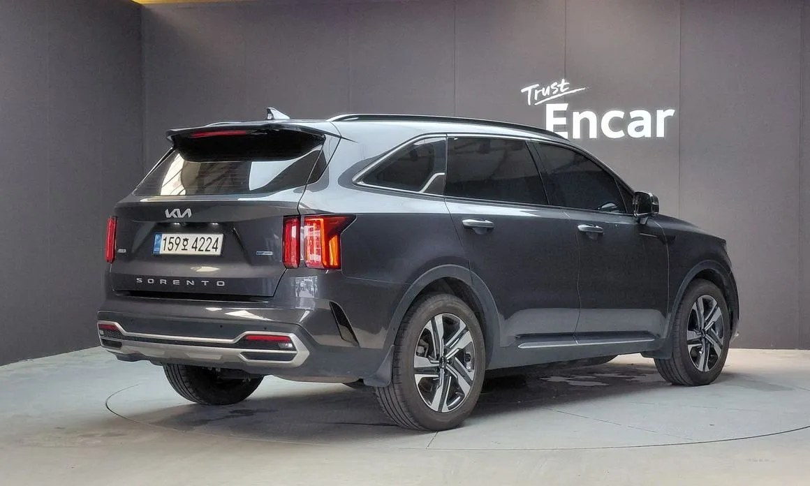 Kia Sorento — фото 3
